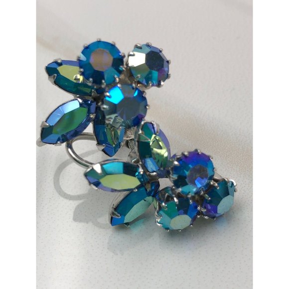 Vintage Screw back Sherman Cluster Rhinestone Earrings - Picture 6 of 8